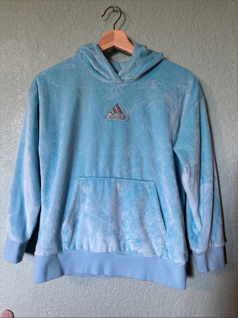 adidas Girls Soft Blue Plush Pullover Hoodie Size Large 14 Fair